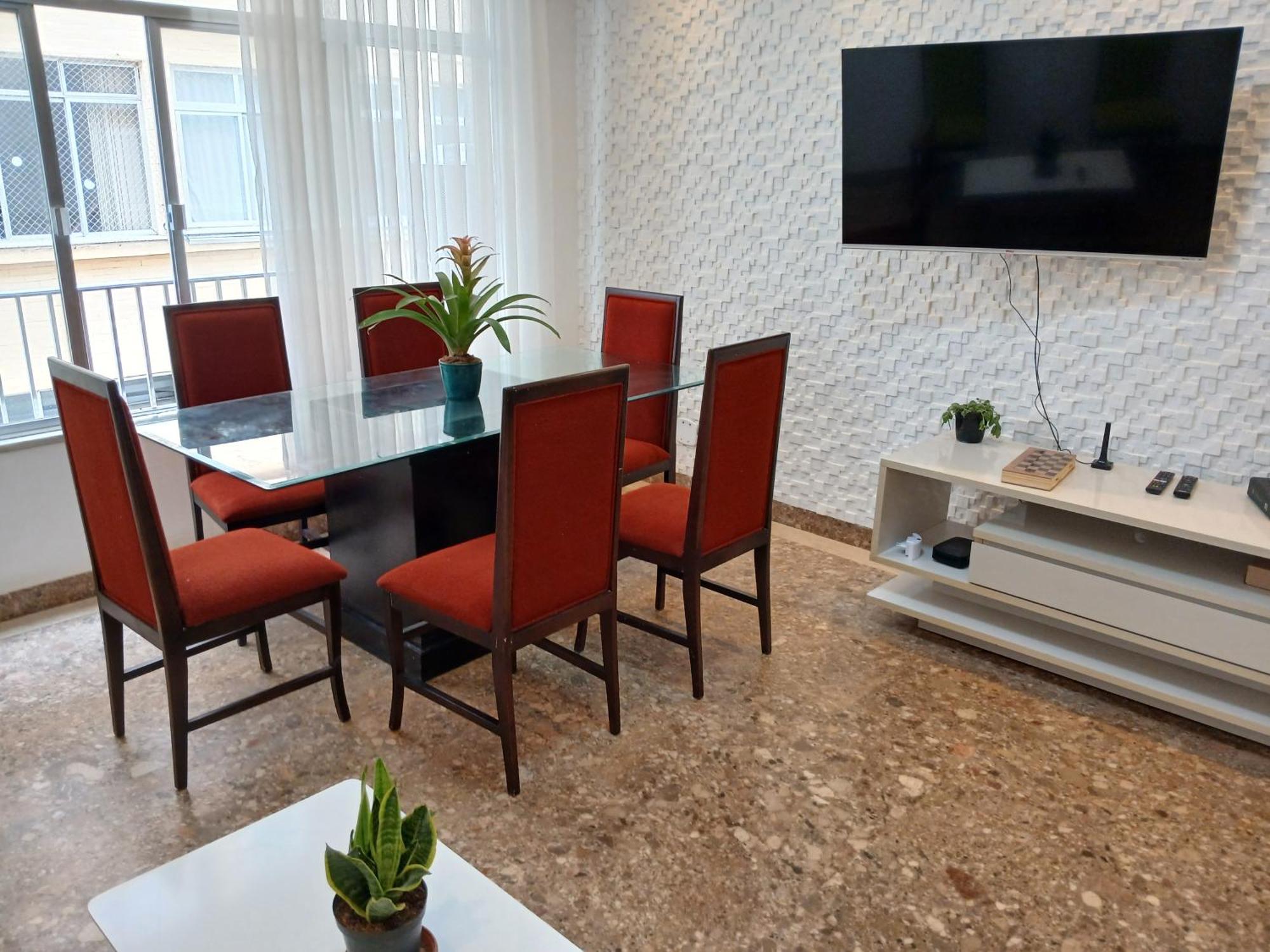 With Private Bathroom In A Shared * Rio de Janeiro