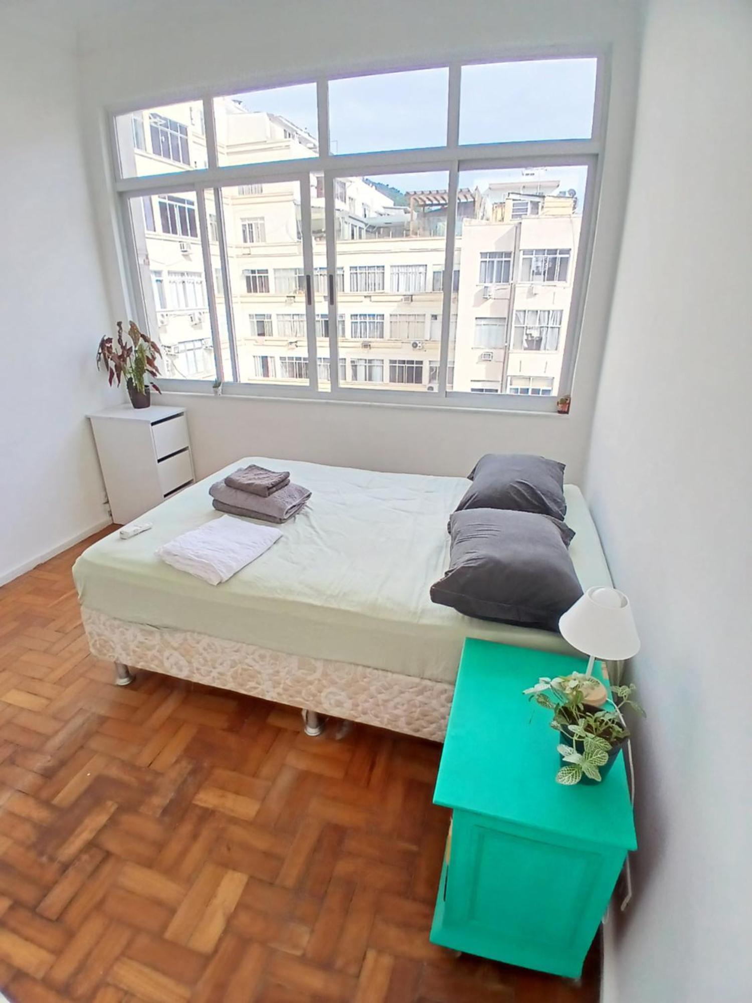 With Private Bathroom In A Shared Séjour chez l'habitant *
