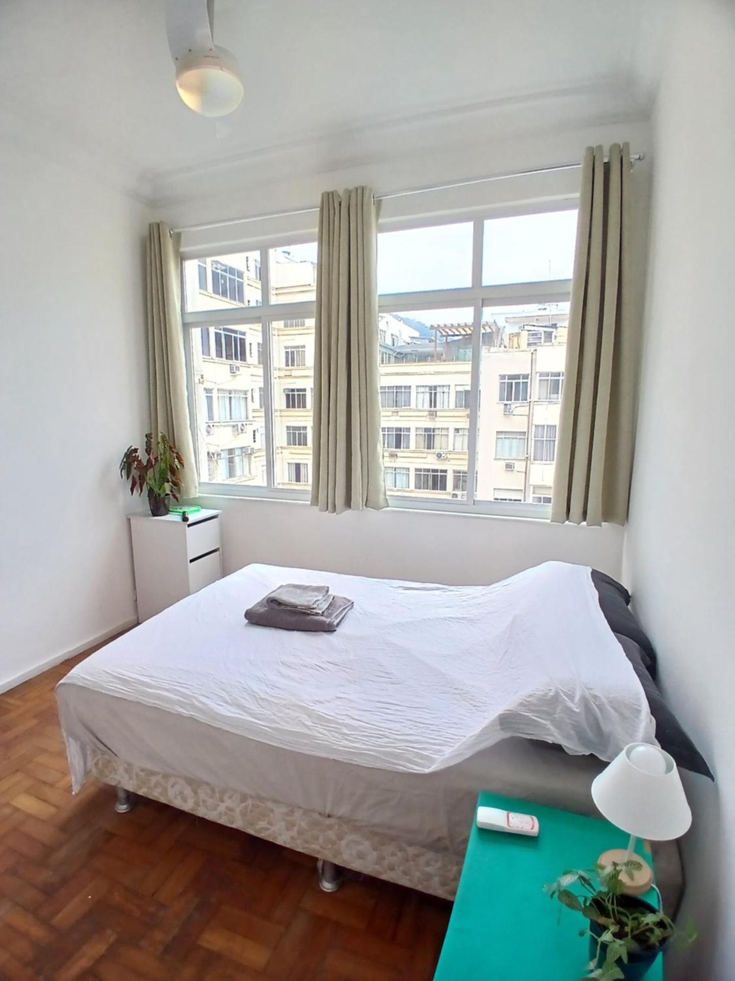 Séjour chez l'habitant With Private Bathroom In A Shared Rio de Janeiro